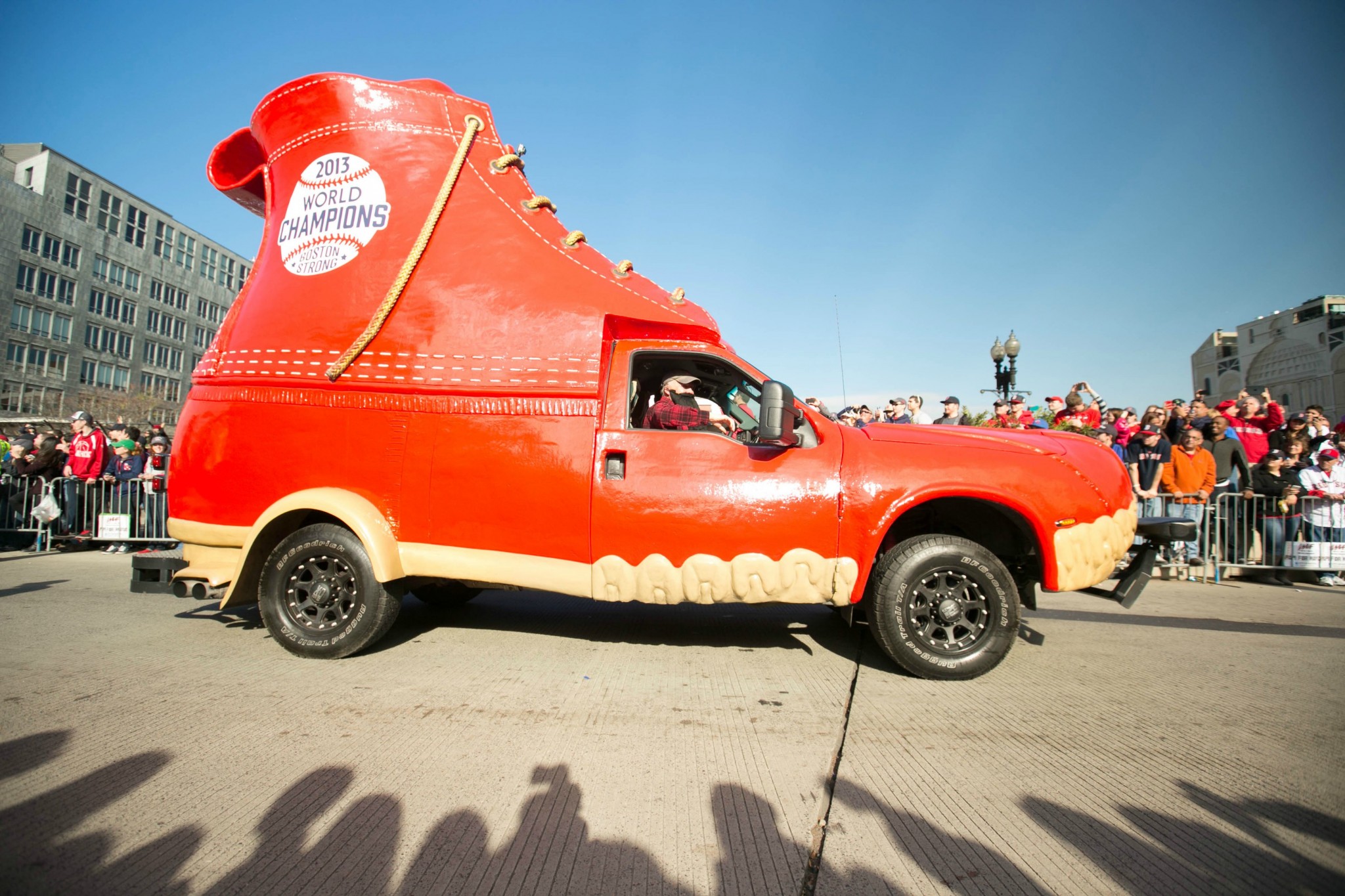 Villanova Students: Get Ready for the L.L.Bean Bootmobile on 11/8!