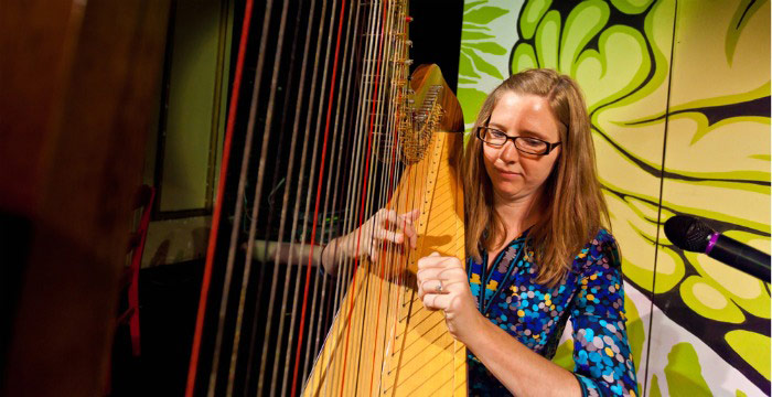 Sam Wittchen: Combining Passion for Harps & Sustainability