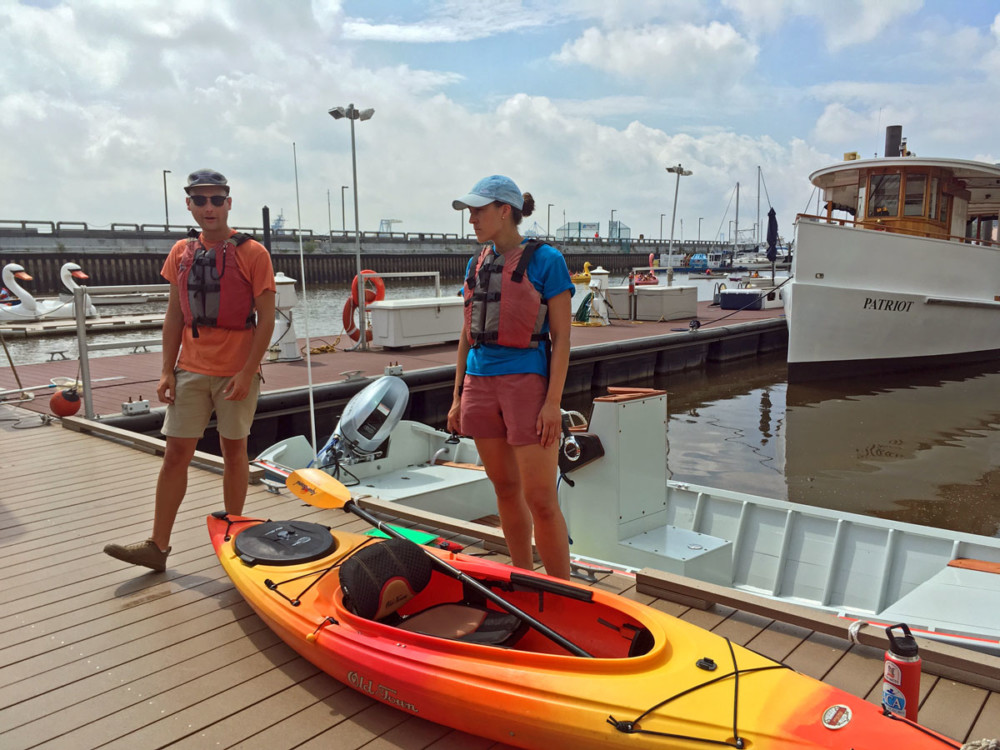 Philly Independence Seaport Musuem Eco tour Kayak